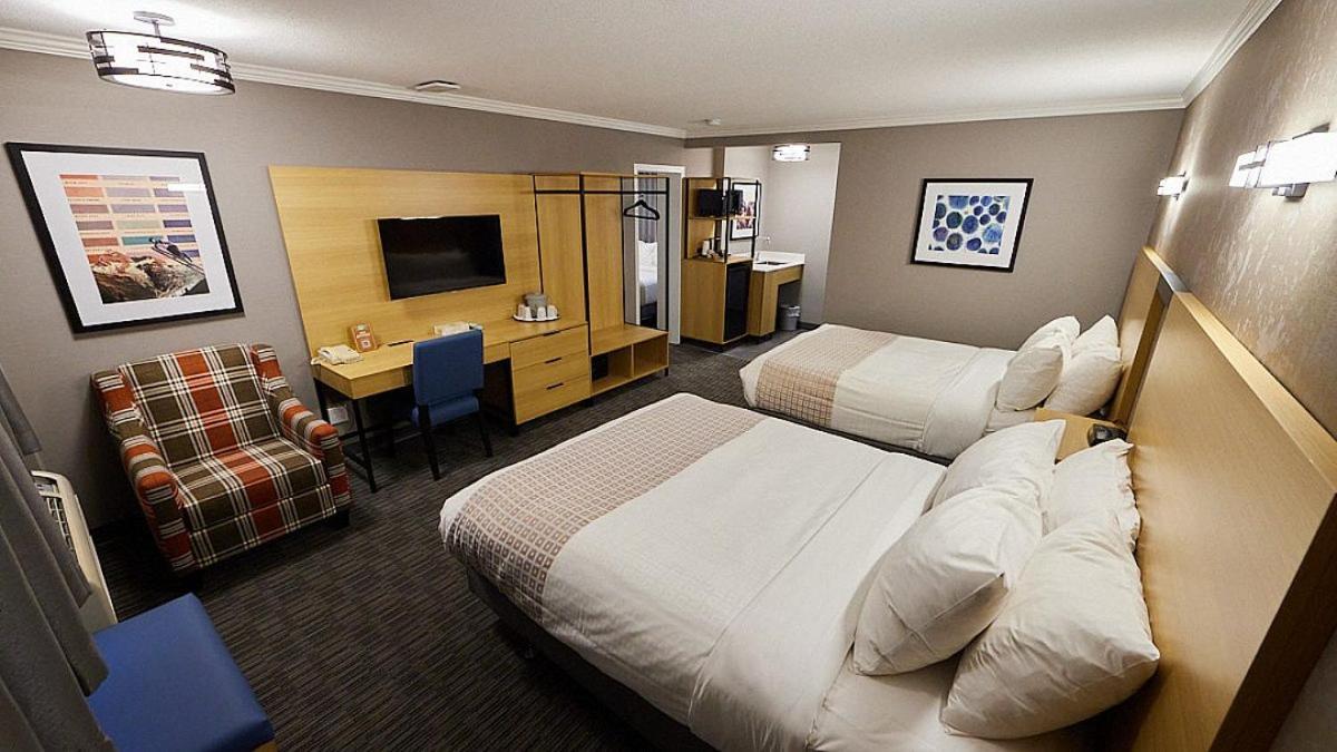 Mount Robson Inn Jasper Ngoại thất bức ảnh