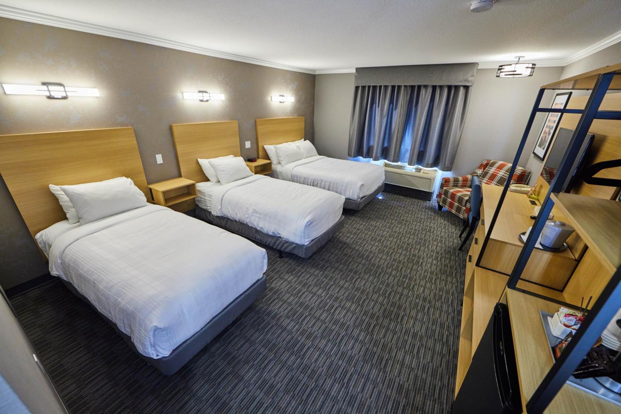 Mount Robson Inn Jasper Ngoại thất bức ảnh