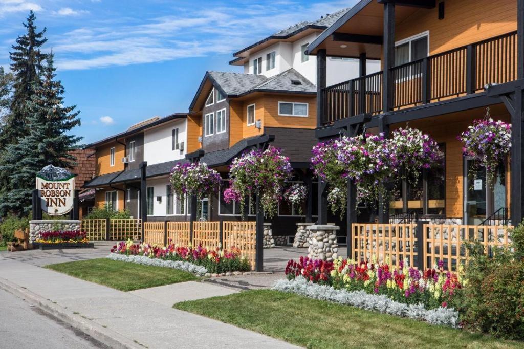 Mount Robson Inn Jasper Ngoại thất bức ảnh