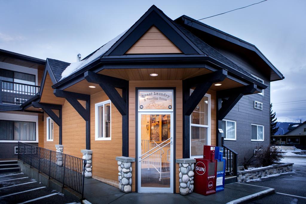Mount Robson Inn Jasper Ngoại thất bức ảnh